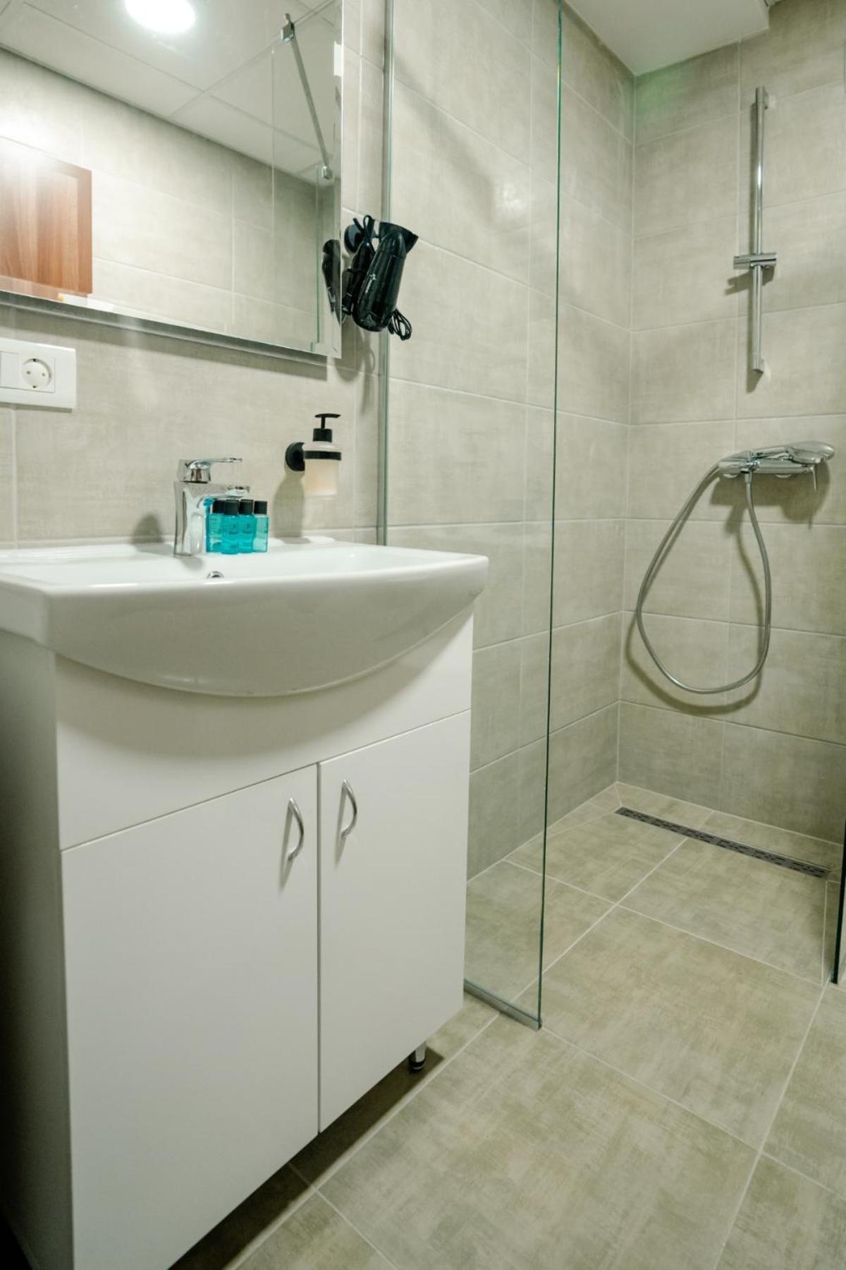 Darki Apartments 3 - Very Central Stay With Free Parking Ohrid Exterior foto